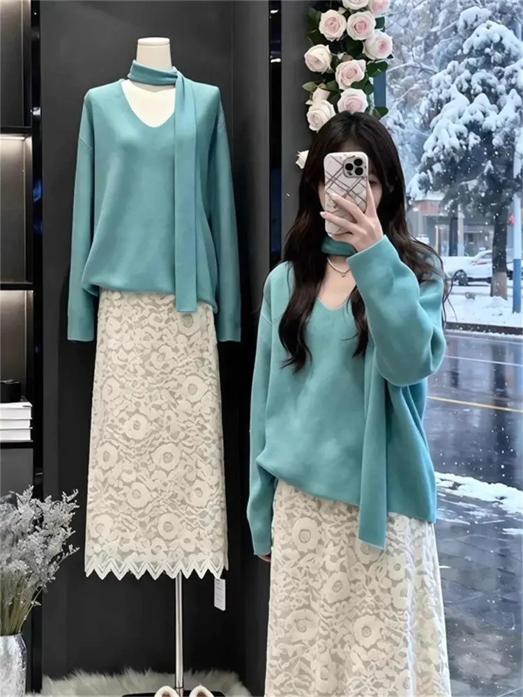 

Gentlewomen's Korean Sle Two-Piece Set with Saes Loose Midi Skirt And Blue Top for Winter Faionable And Wear-resistant