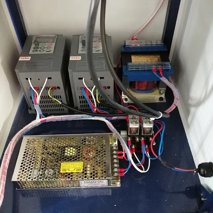 Máquina automática de trama de doble husillo