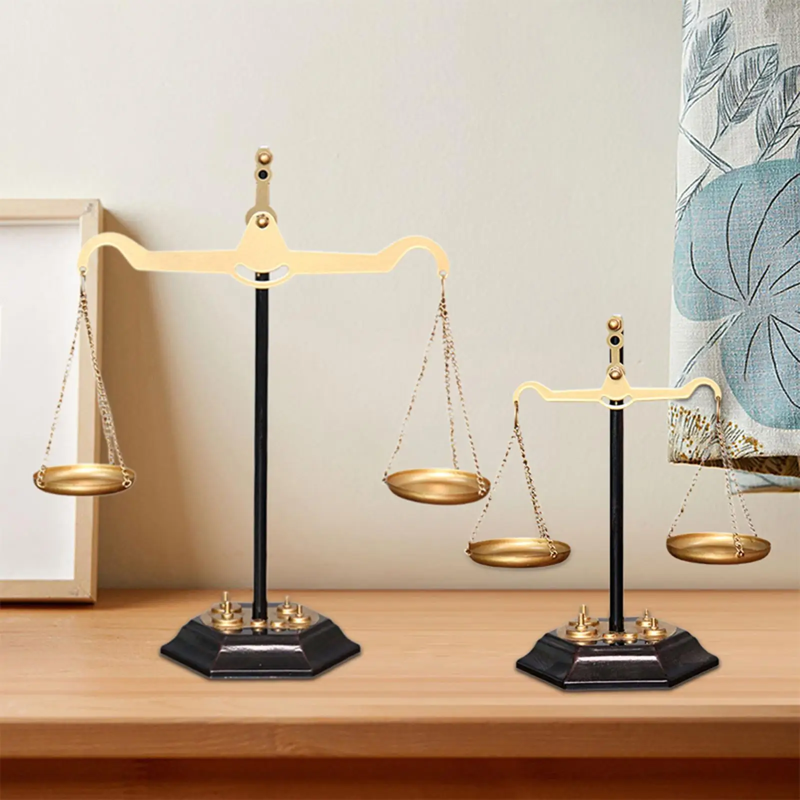 

Libra Jewelry Display Decorative Furnishings for Watches Rings