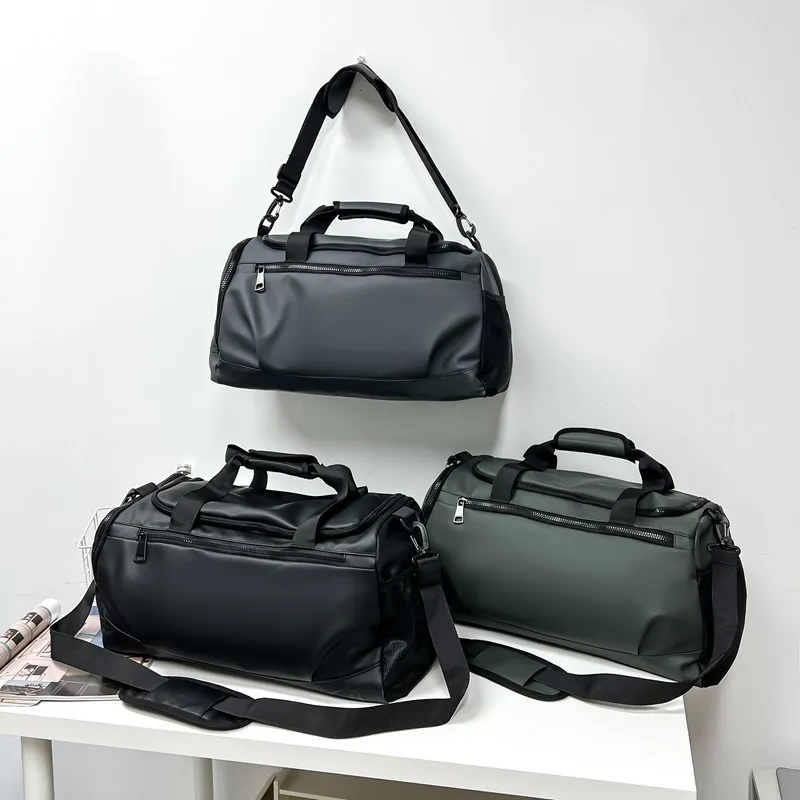 

Large Capaci Waterproof Single oulder Travel Bag Men Women Fitn Bag Carry on Handheld Bag Dry Wet Separation