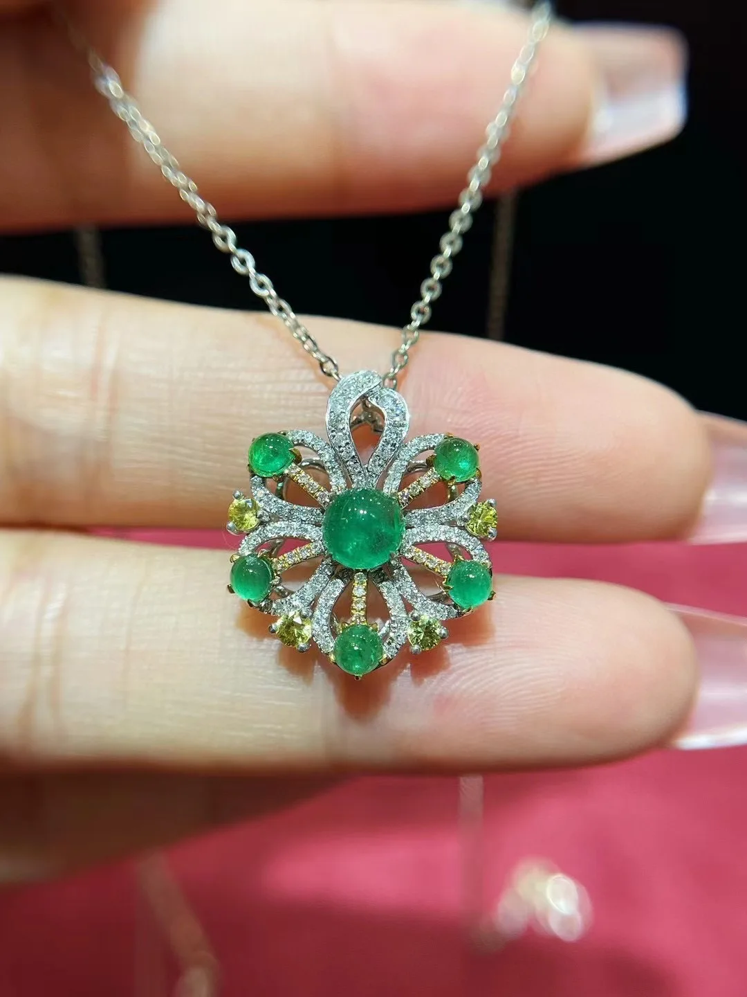 natural emerald and fancy sapphire pendant 18K white gold with diamond fine women jewelry free shipping