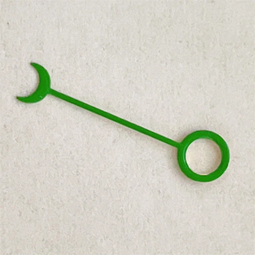 เข็มนาฬิการูปพระจันทร์เสี้ยวที่สร้างสรรค์สำหรับมือตัวชี้สีแดง/ส้ม/น้ำเงิน/เขียว/เหลืองสำหรับเคลื่อนไหว NH34งานประดิษฐ์ขนาด13มม. ทำด้วยตัวเอง