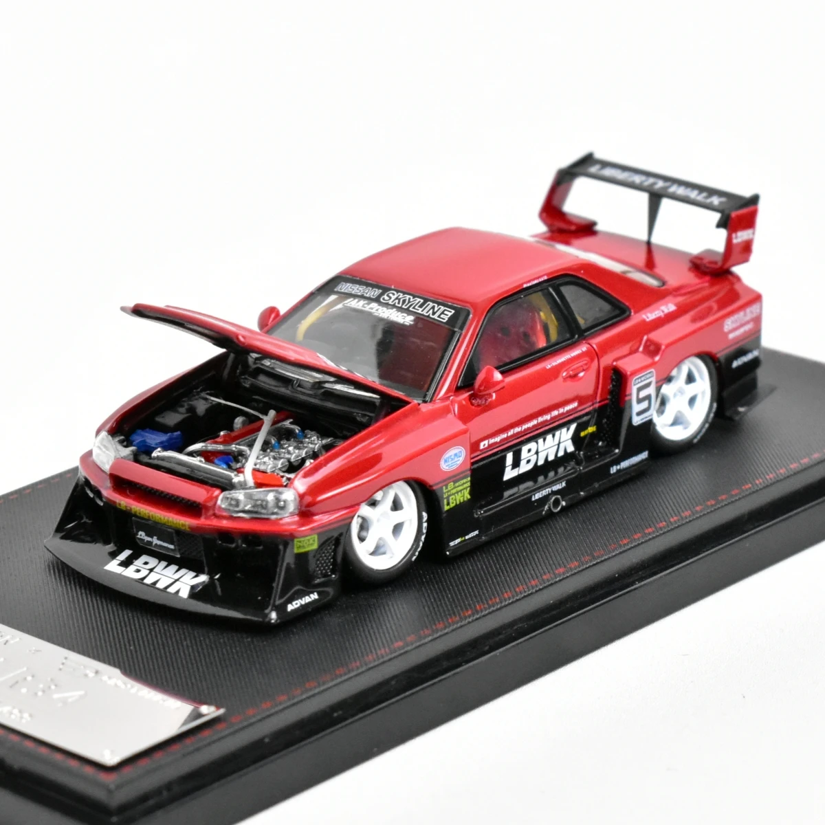 Street Weapon SW 1:64 GTR ER34 Diecast Model Car