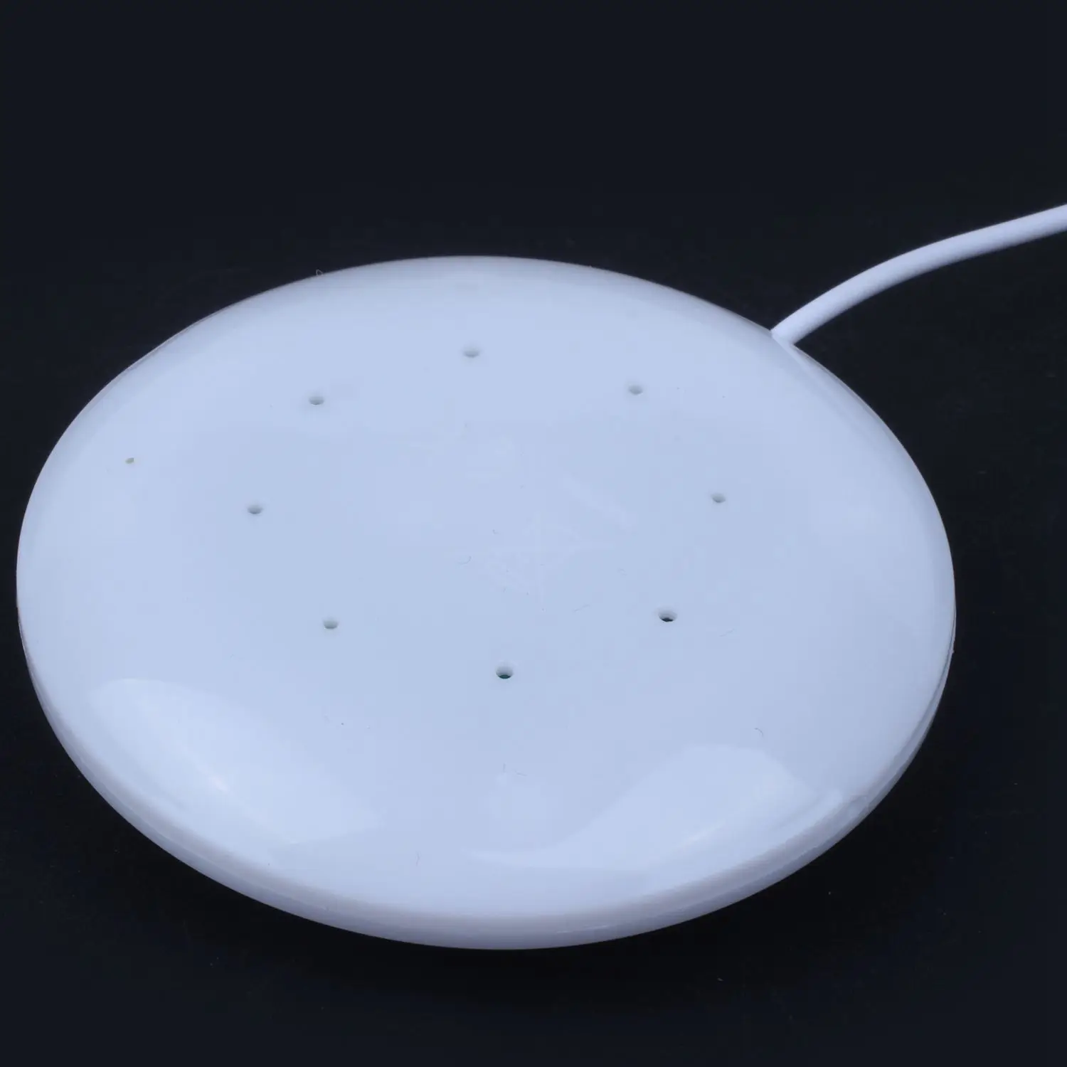 Hot New 3.5mm Portable Mini Speaker Pad for MP3 MP4 CD Phone White