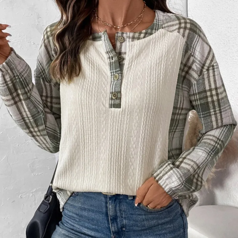 2024 Autumn And Winter New Pullover Casual Loose Top Texture Fabric Round Neck Checkered Color Blocked Knitted Sweater For Women