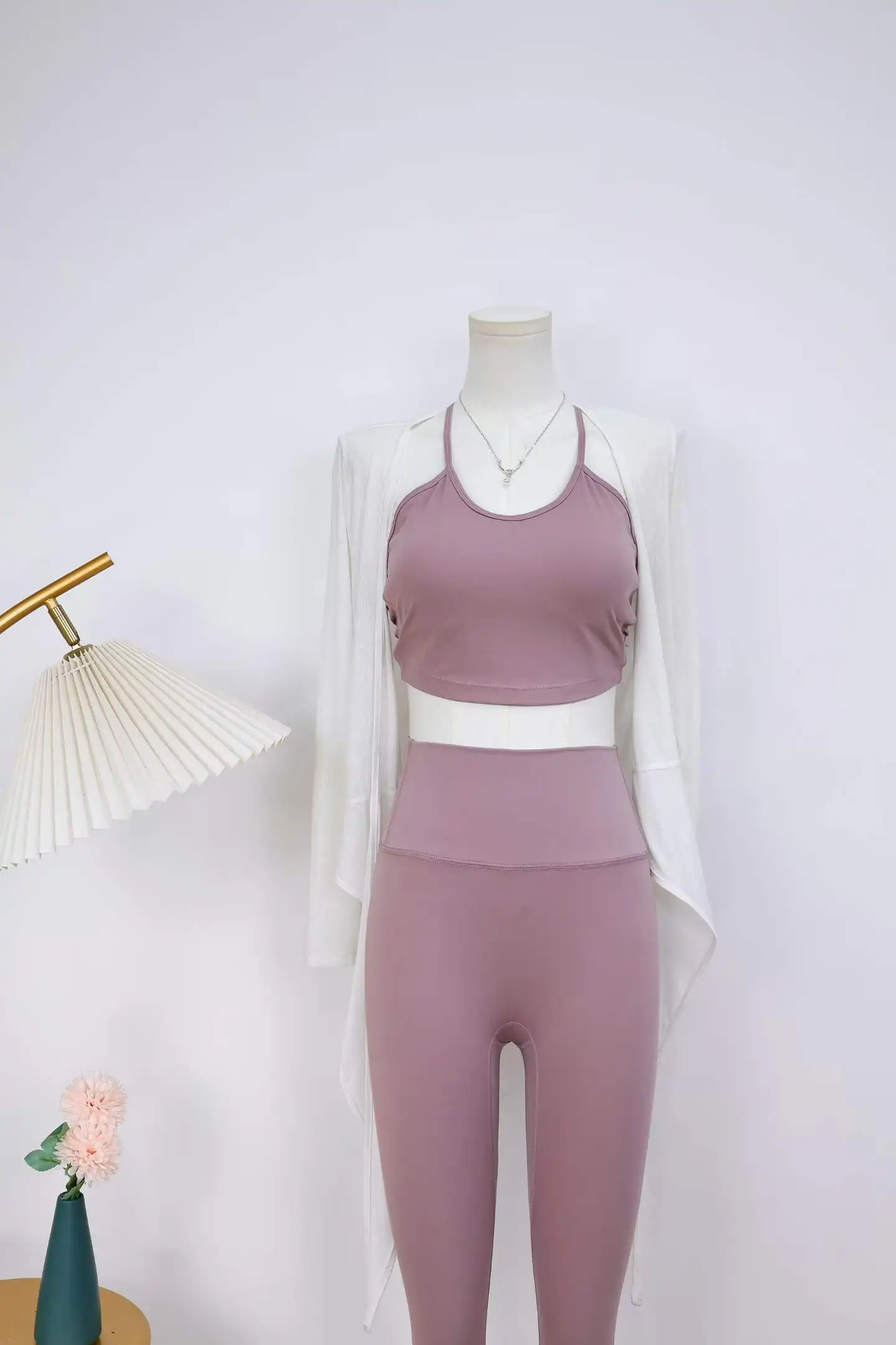 ensemble-de-sport-3-pieces-pour-femme-legging-brassiere-de-fitness-et-haut-court-a-manches-longues-–-tenue-de-yoga-et-de-gym