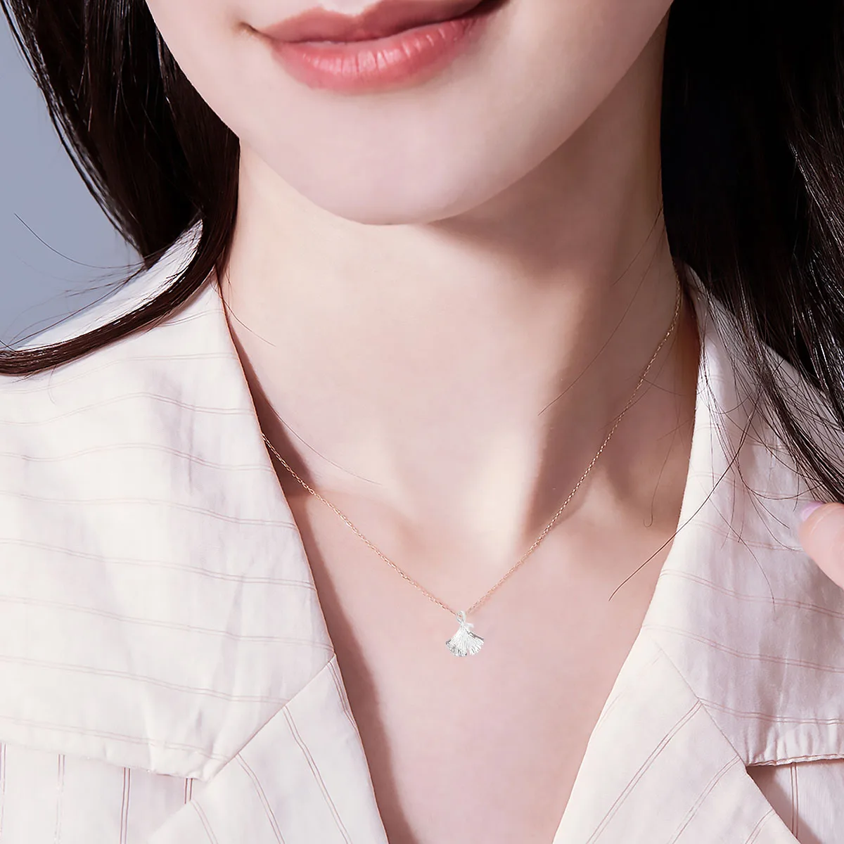 

Creative Ginkgo Leaf Beads Metal Pendant Charms Makes Exquisite Jewelry Necklace Bracelet Accessories