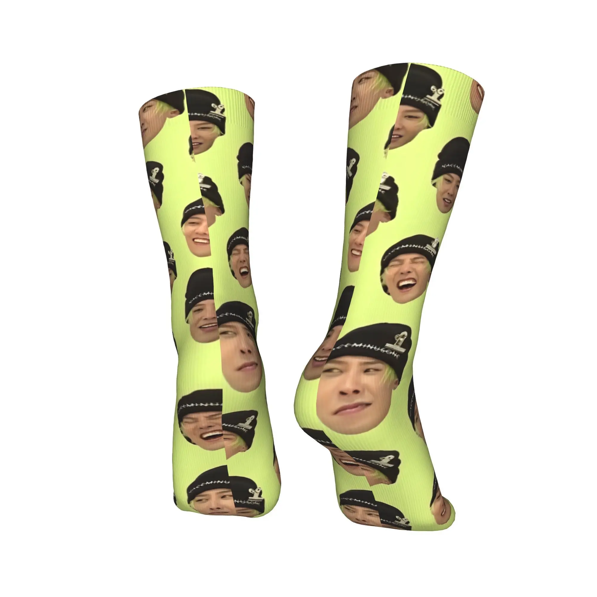 Ubermensch Gdragon World Tour 2025 جوارب مخصصة Harajuku جوارب شتوية غير قابلة للانزلاق للجنسين الرجال الجري جوارب رياضية عالية الجودة