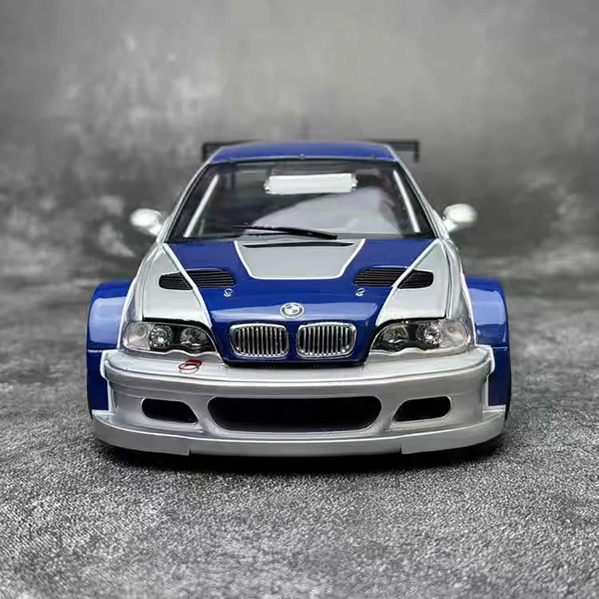 Minichamps BMW M3 GTR 1:18 Ölçekli Döküm Alaşımlı Araba Modeli