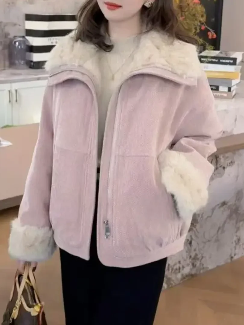

Розовая замшевая куртка из овечьей шерсти для женщин, модное зимнее пальто с большим меховым воротником, утепленная хлопковая верхняя одежда