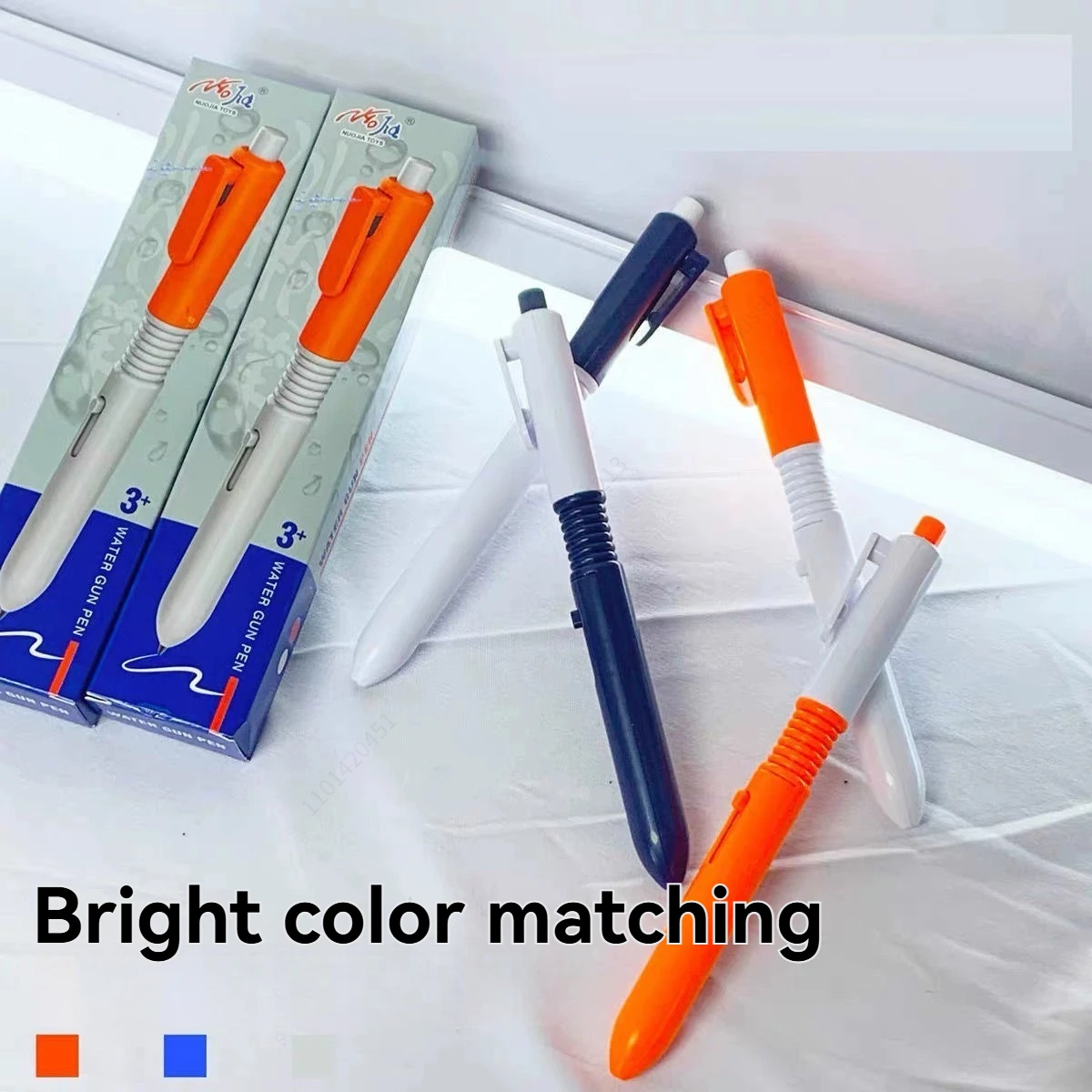 2 in 1 New Water Gun Pen ,Black Ink,Strange Water Pen Prank Creative Water Spray Small Water Gun Play Model Stationery