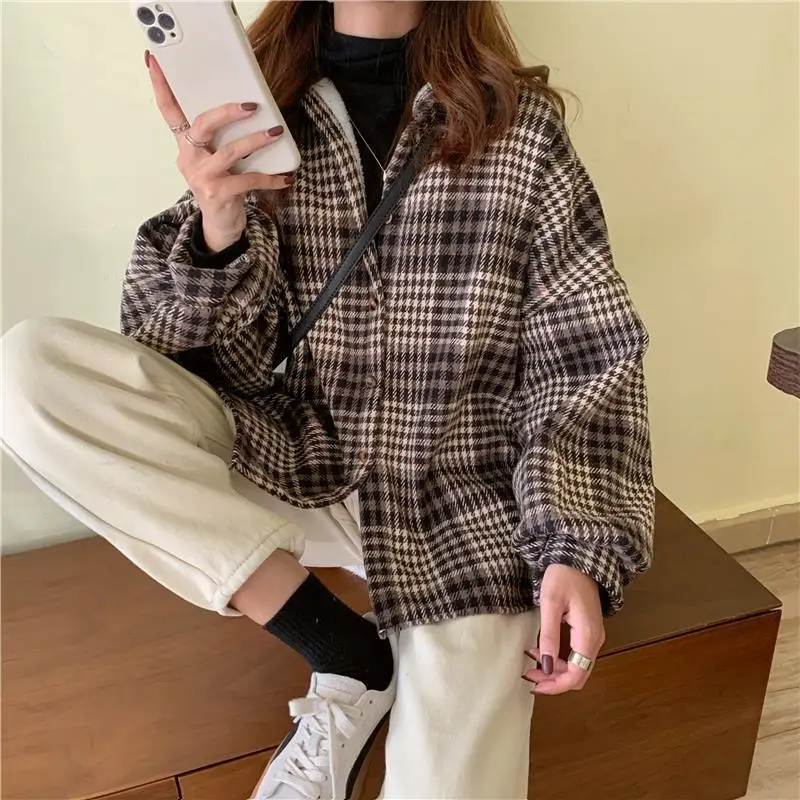 2024 Velvet Thick Warm Women\'s Plaid Shirt Female Stripe Long Sleeve Tops Winter Fleece Casual Check Blouse Autumn Clothes XXXL