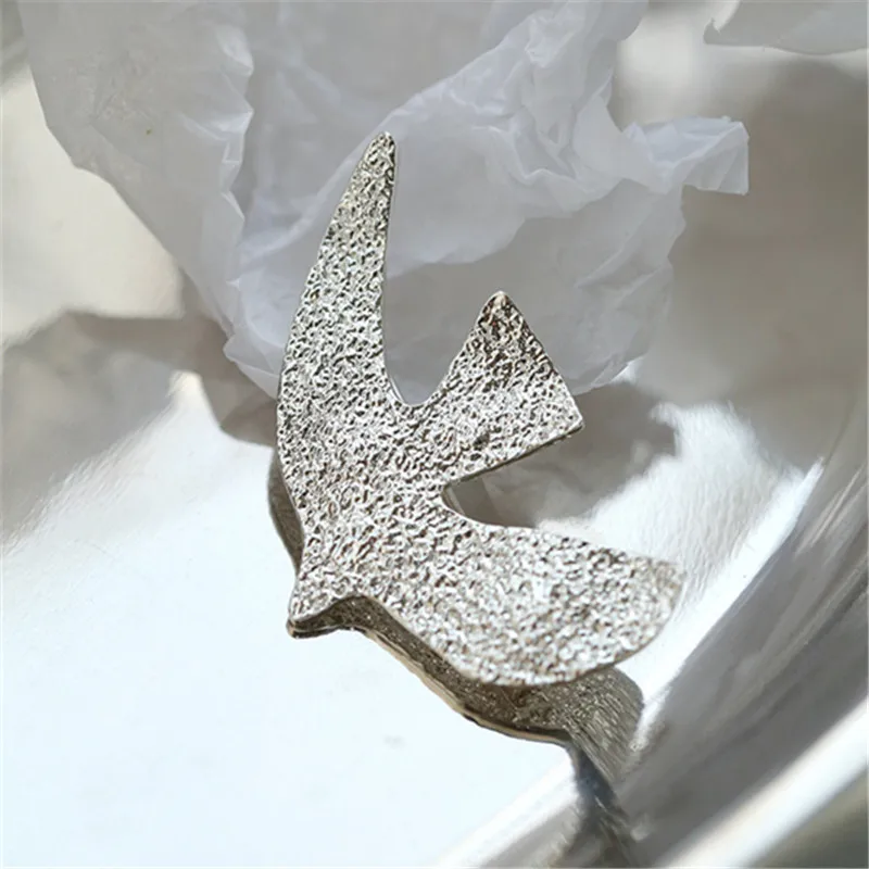 Peace dove retro exquisite animal brooch fashion pin sweater quality accessories women jewelry view 5
