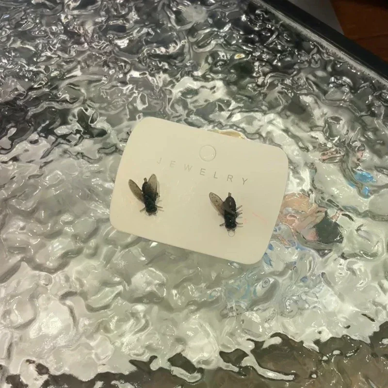 Creative Abstract Fly Stud Earrings for Women Funny Simulation Jewelry for Parties Ideal Gift for Friends