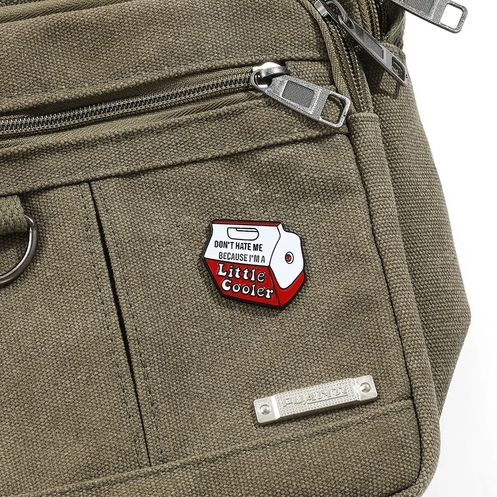 Zabawna broszka emaliowana w kształcie pudełka od mleka z kreskówki, przypinka do klapy, metalowa ozdoba do plecaka, czapki, odzieży, biżuteria, prezent dla przyjaciół