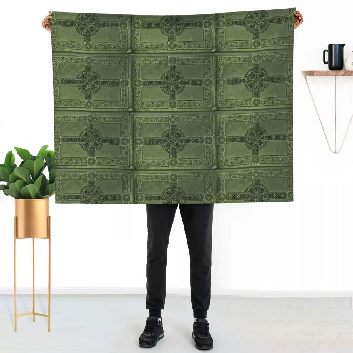 Celtic Knotwork Throw Blanket Tourist valentine gift ideas Hairys Summer Beddings christmas gifts cosplay anime Blankets