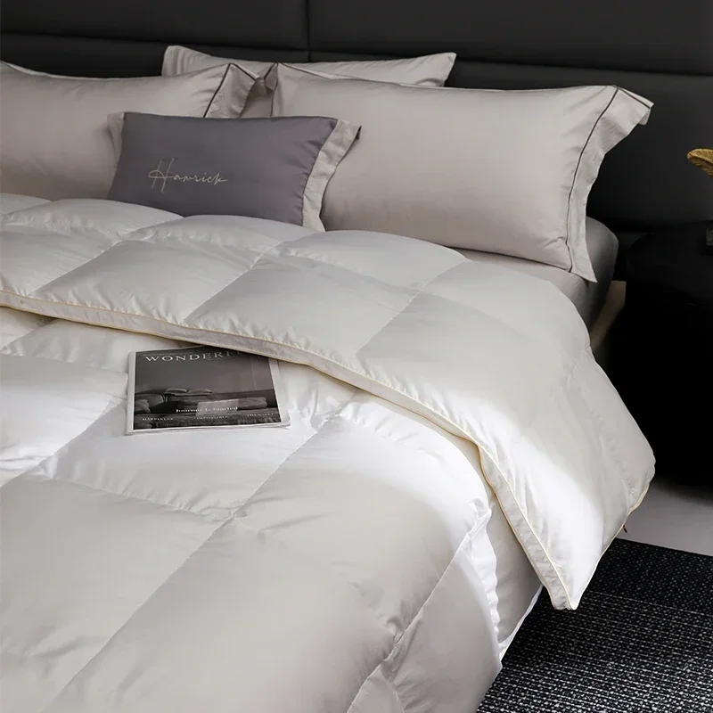 Premium Siberian Goose Down Duvet: 95% 850FP, Heavy Warmth, Baffle-Box Stitching, Zero Feathers (220x240cm)