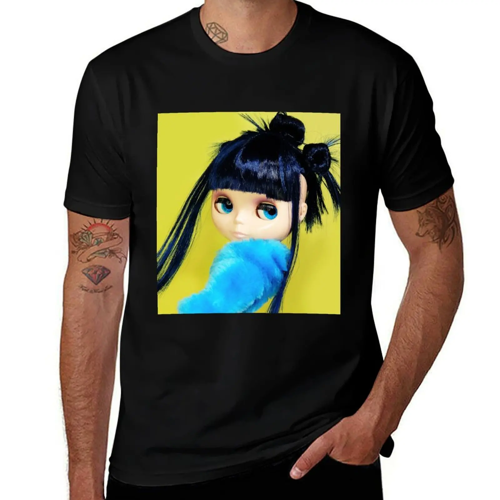 blythe en bleu T-Shirt Stretch Fabric Comfort T-Shirt