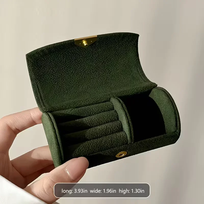 Elegantes Geschenk: Luxuriöse Samt-Schmuckschatulle mit anlaufgeschützten Ringrollen. Kompakter und reisefreundlicher Organizer für Frauen.