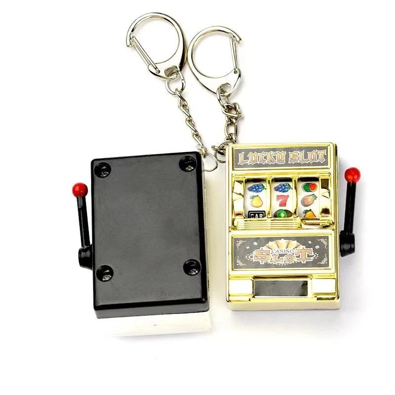 Lucky Shaker Pendant Game Machine, Lottery Machine, Keychain, Fruit Machine, Digital Childhood, Nostalgic Game Machine, Pendant
