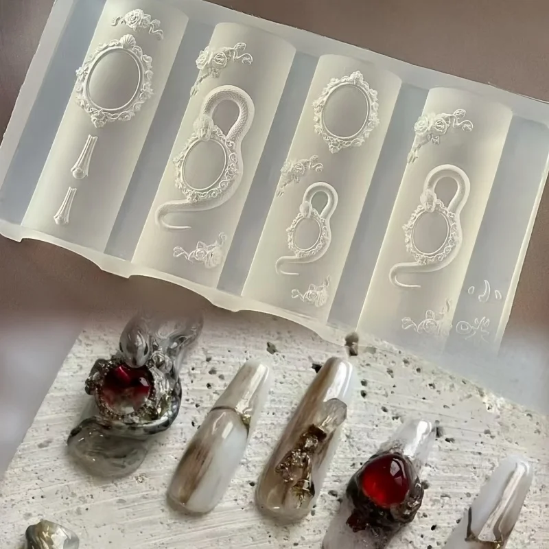 

1 Pc Nail Art Mold Exquisite Snake Picture Frame Peacock Relief Three-Dimensional Nail Decoration Nail Mold