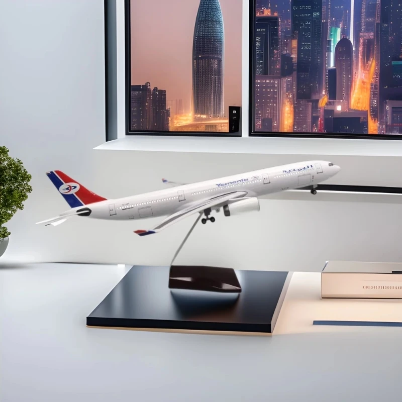 

Airplane Resin 1:135 Scale Model Plane A330 Yemen International AirwayDie-Cast Action Figure with Lights Home Decor