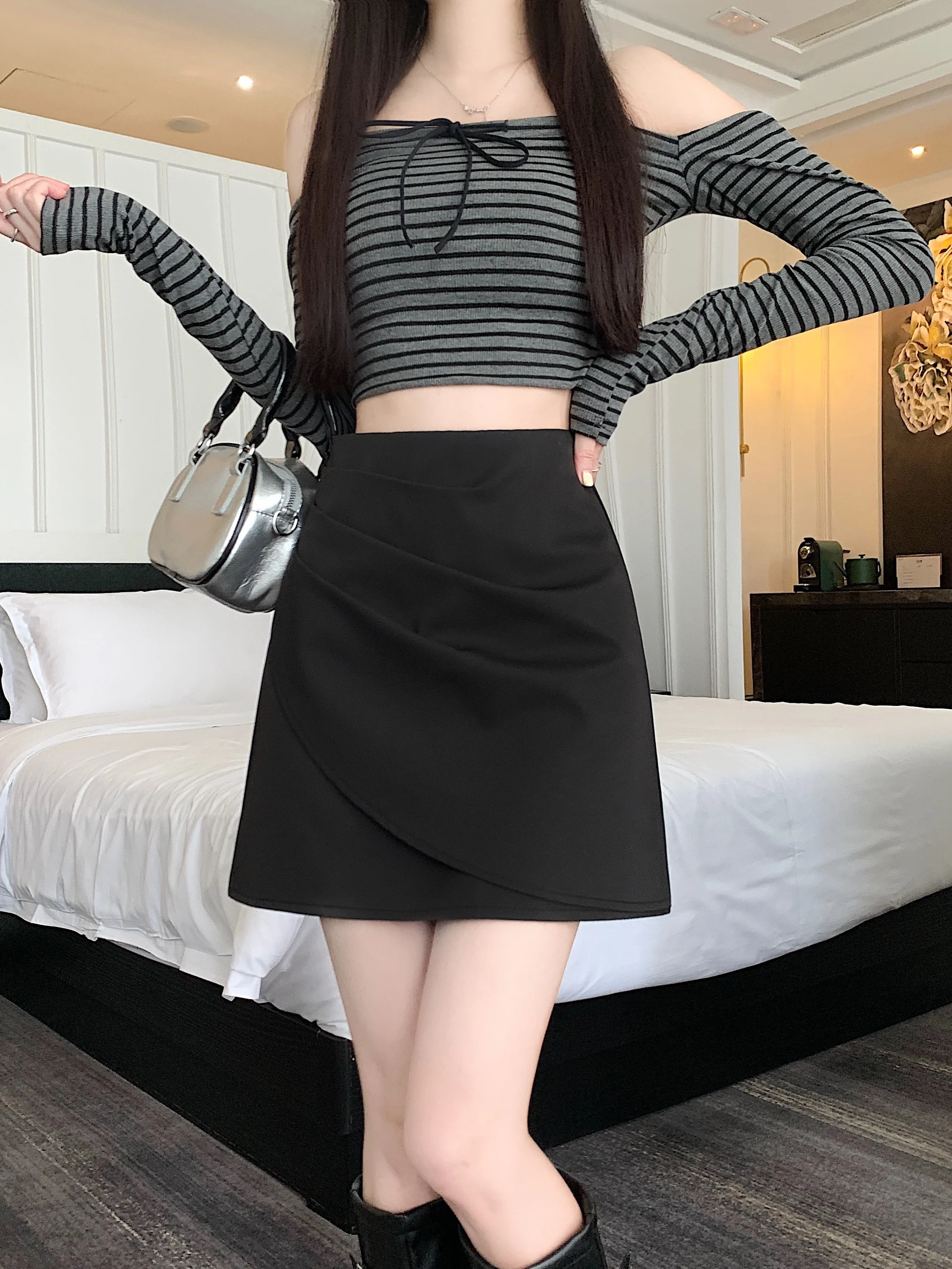 plus Size Sexy Black Asymmetrical High Waist Short Skirt for Women Trendy Commute Korean Style A-Line Silhouette Casual Wear