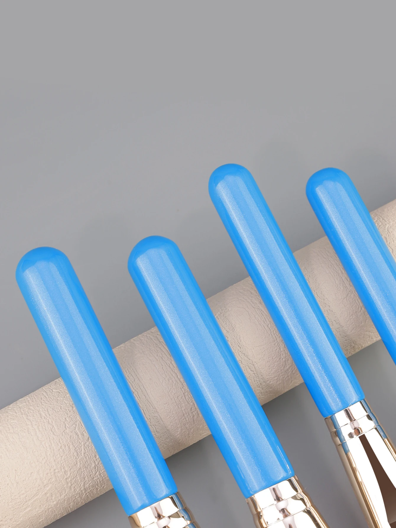 13 Makeup Brush Set Granny Gray Solid Wood Handle Makeup Tool High end Beauty Brush Brand: UOHLCX