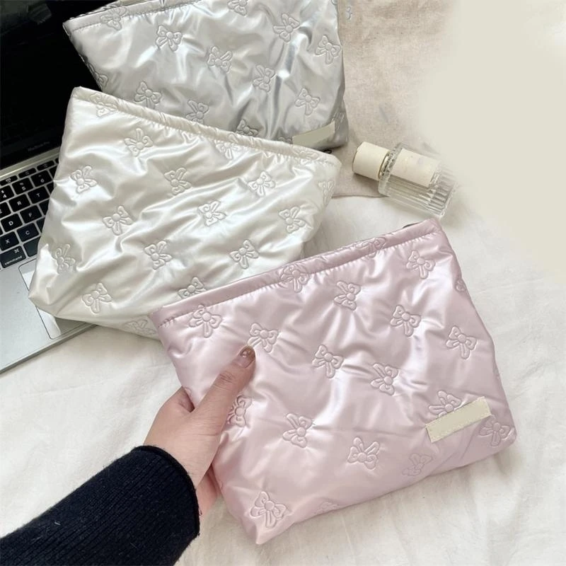

A3PE Travel Cosmetic Bag,Large Capacity Makeup Bag Sweet Pu Toiletry Bag Handbag