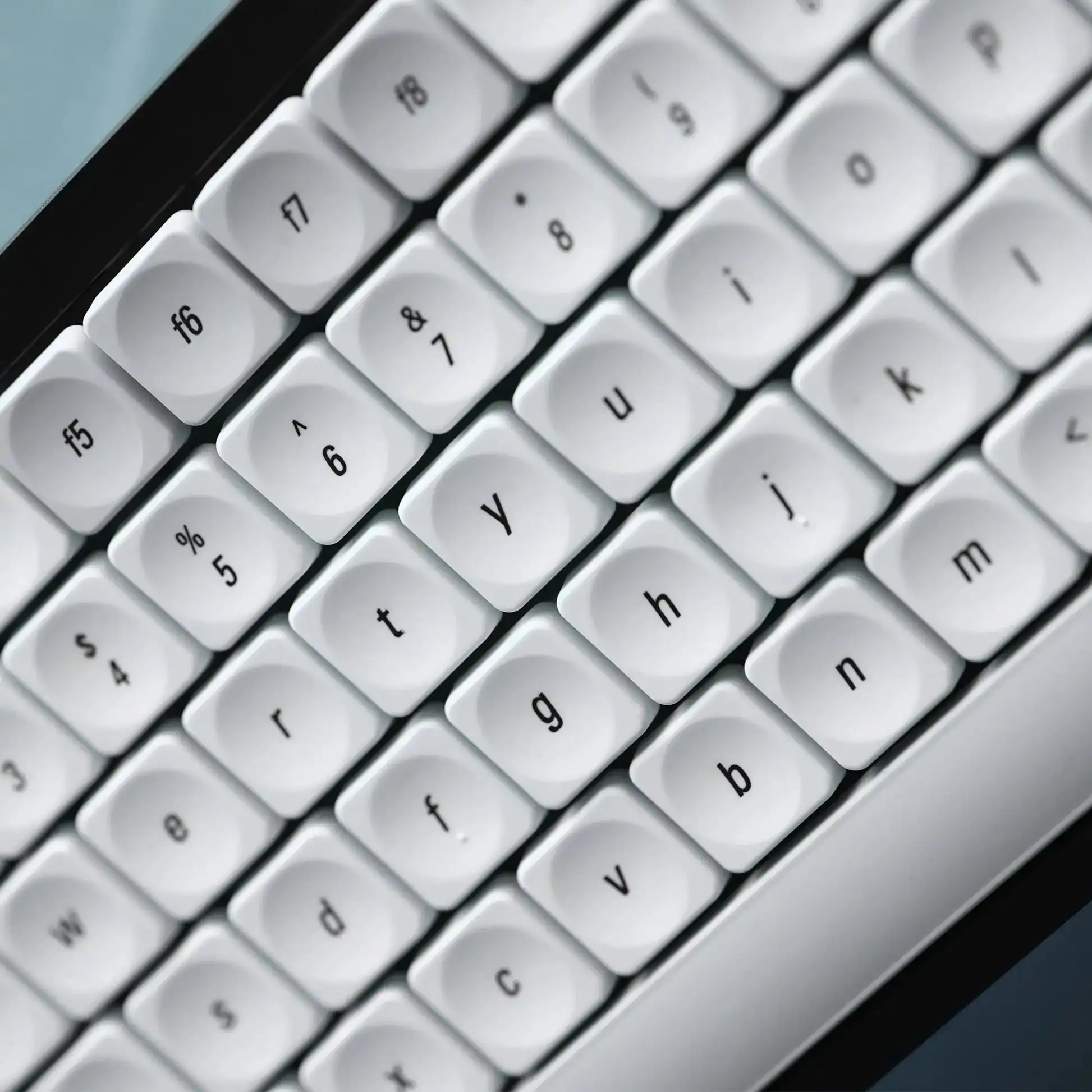 초스폭스 x LCK 레트로 마작 키캡 세트 |   MX 스위치용 로우 프로파일 키캡 |   Geonix Rev.2 키보드와 호환 가능