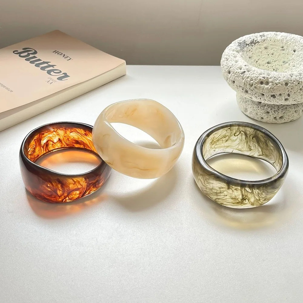 Smudging Design Acrylic Bangle Shiny Resin Material Transparent Hand Ring Transparent Irregular Bangle Jewelry Accessories