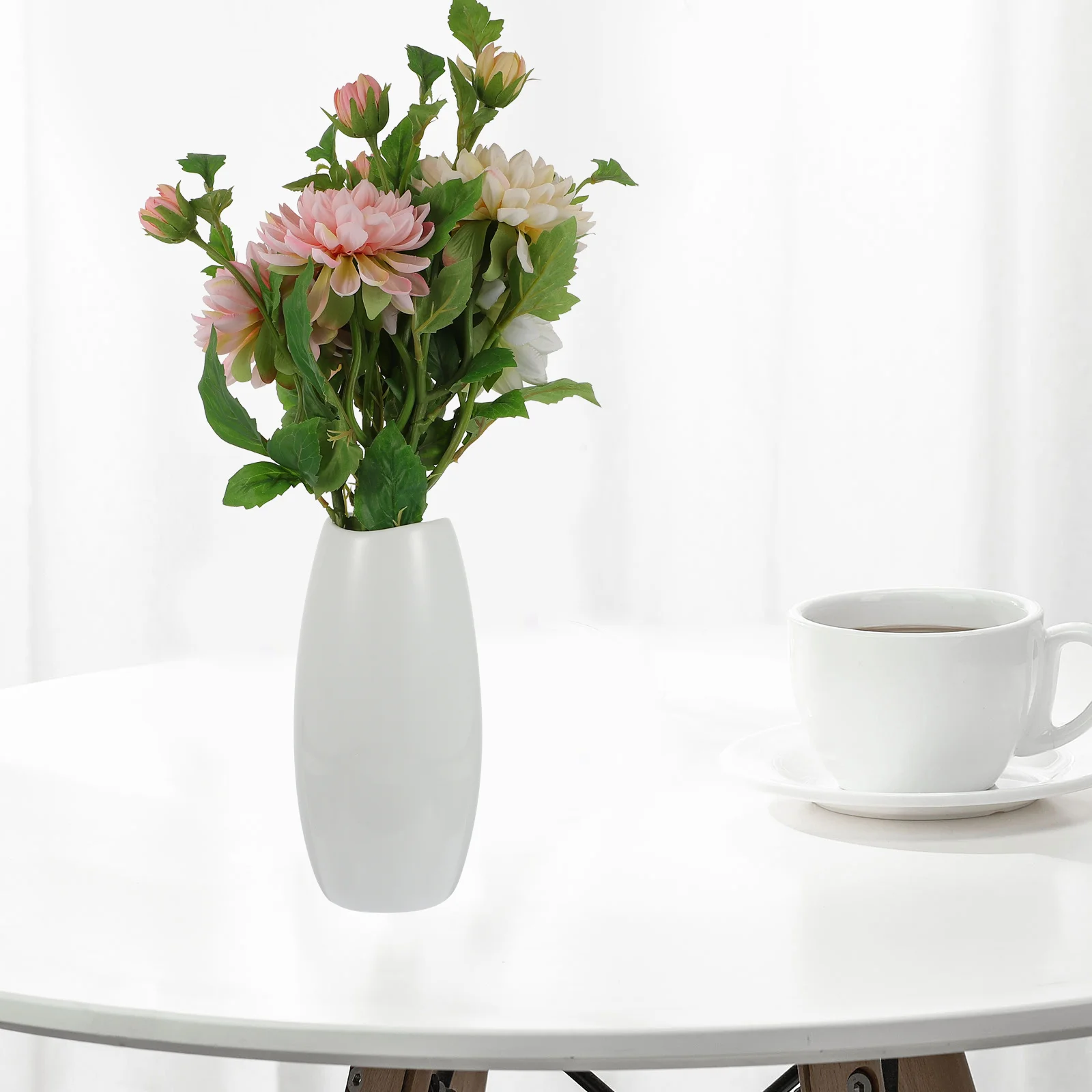 

1Pcs White Ceramic Flower Vase Desktop Ornament Creative Decorative Container Home Office Flower Arrangement Creative Vase