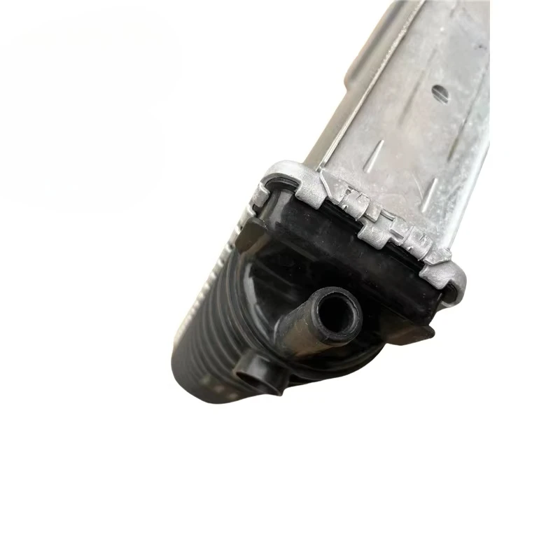 Radiador delantero de baja temperatura para Mclaren 720S,570S,570GT,540C,600LT,GT,13L0183CP,izquierda o derecha