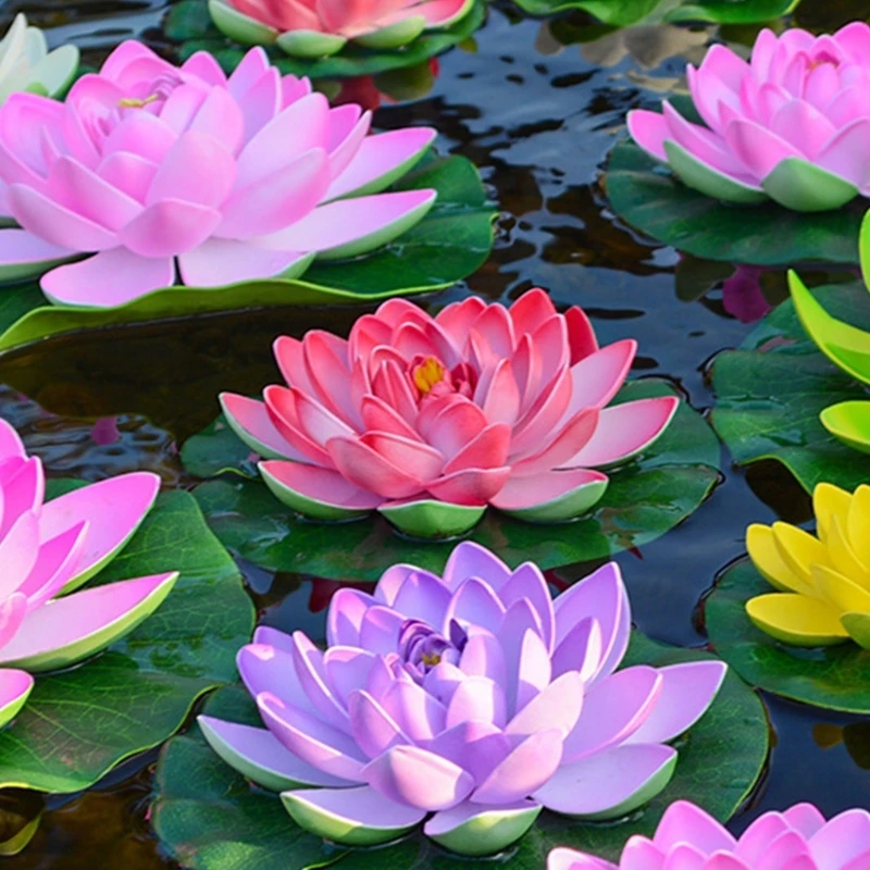 Wunderschöne realistische schwimmende Lotusblumen aus Schaumstoff für die Garten- und Teichdekoration