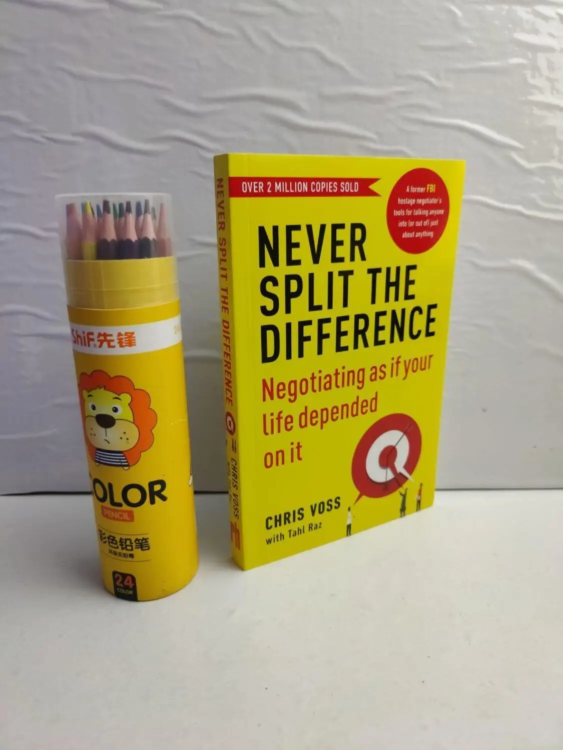 Never Split The Difference By Chris Voss Books In English for Adults Negotiations Emotional Intelligence New Listing Libros