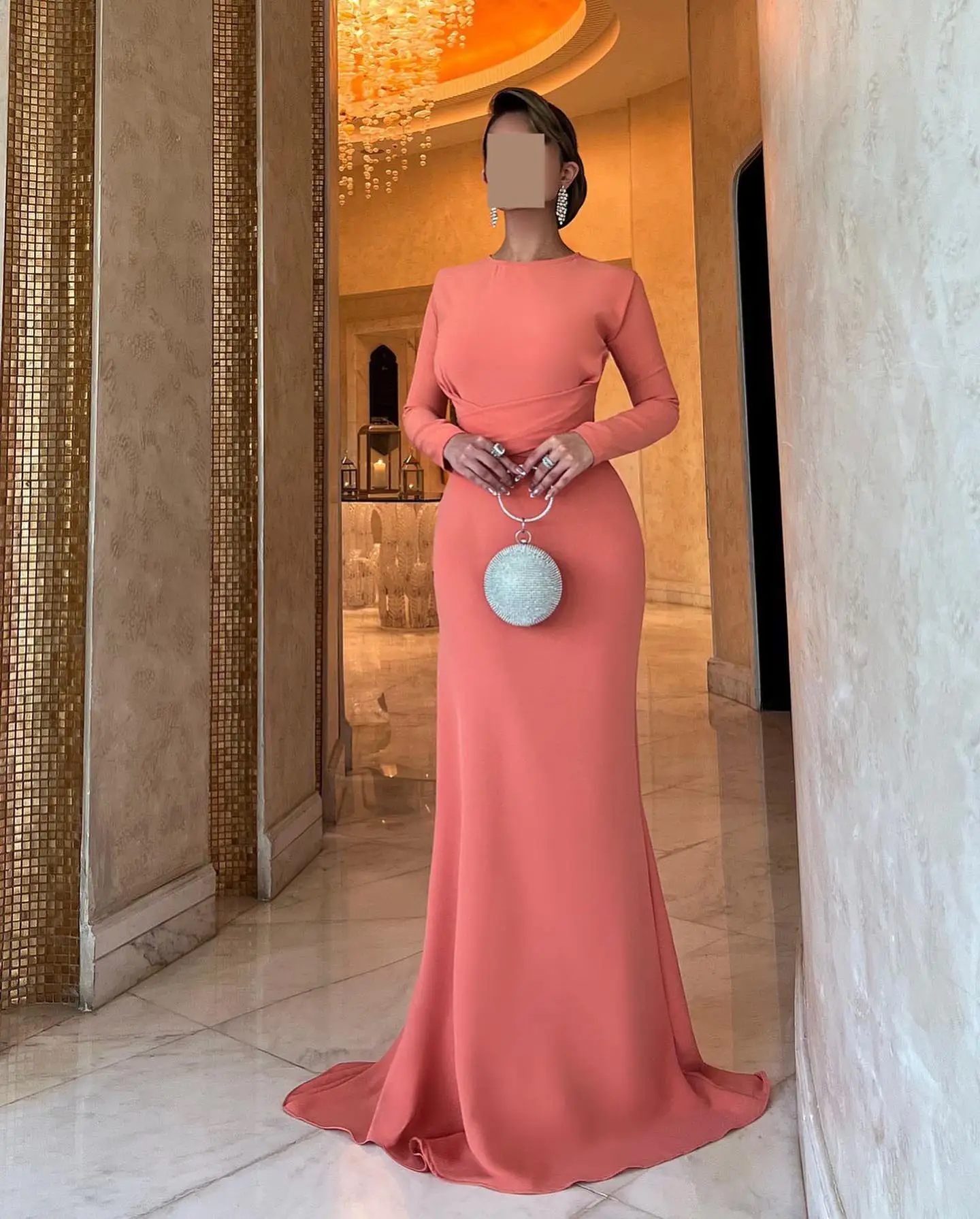 Elegant Long Sleeve Prom Dress Saudi Aribia Woman Satin Floor Length Sweetheart Evening Dress Formal Occasion Wedding Party Gown