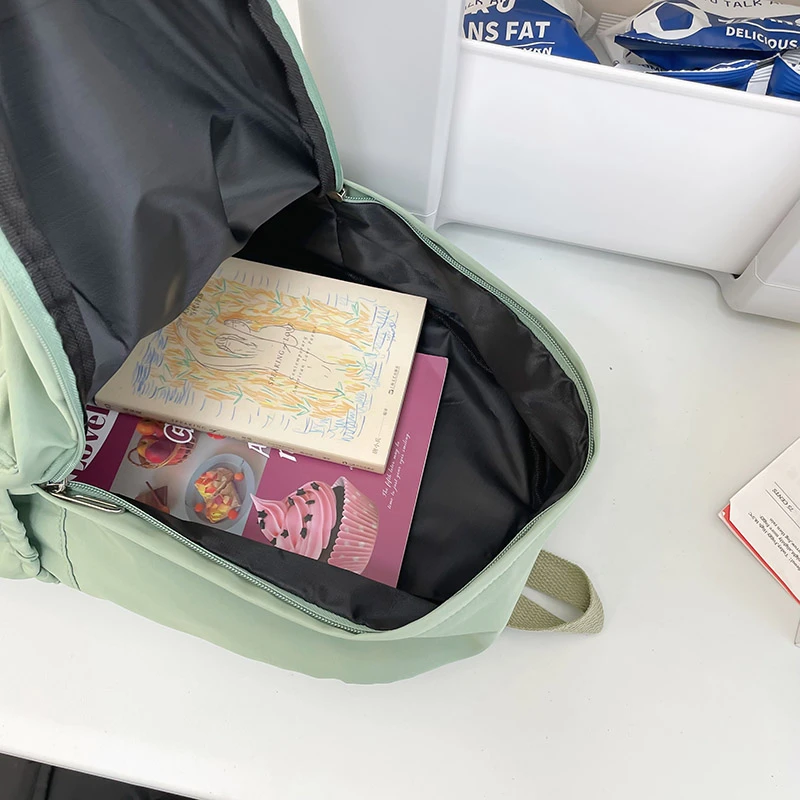 Zaino casual semplice in tinta unita Borsa leggera e per studenti delle scuole superiori Zaino multifunzionale adatto per viaggi, scuola