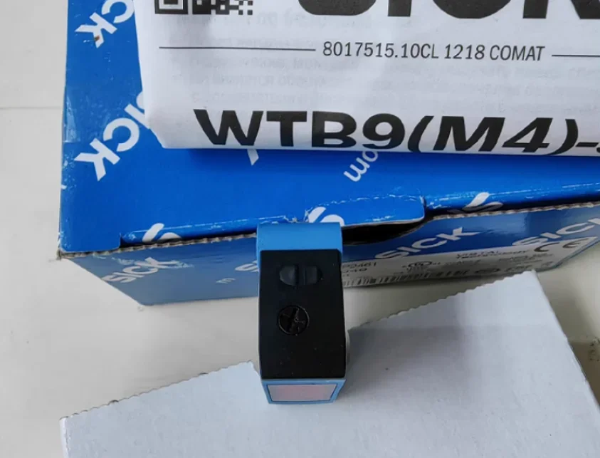 New Original SICK Optical Switch reflective sensor WTB9-3P2461 NO.1049049