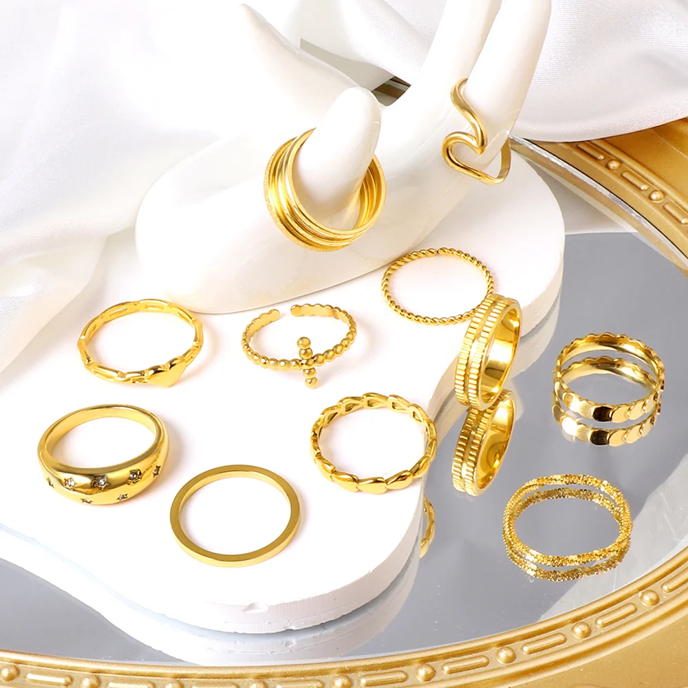 LUXUSTEEL Chunky Stainless Steel Stars Crystal Rings for Women Golden Plated Vintage CZ Zircon Finger Ring Retro Jewelry