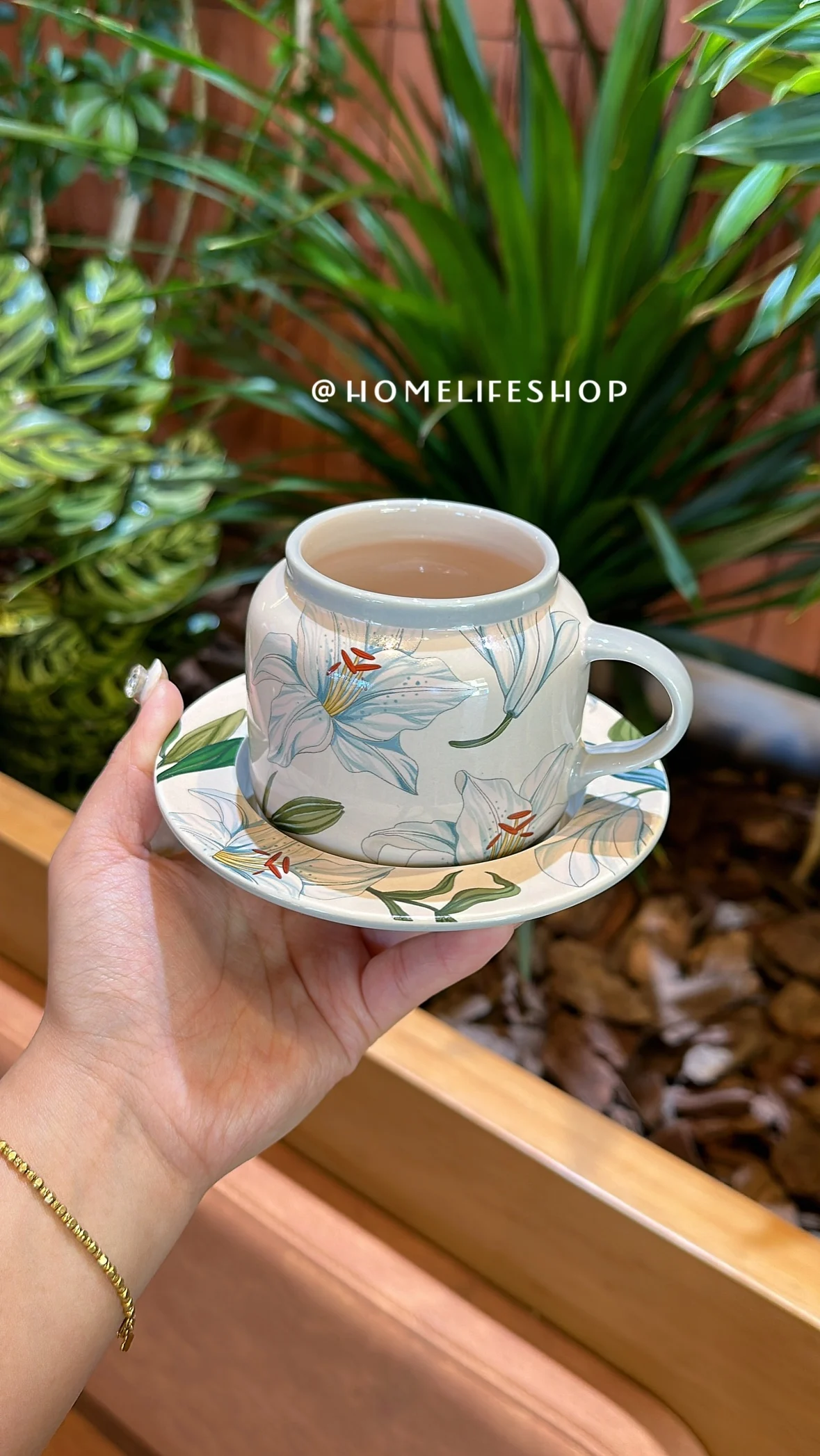 

Spring Stamp Album | High-temperature porcelain lily cups and saucers 260ml.