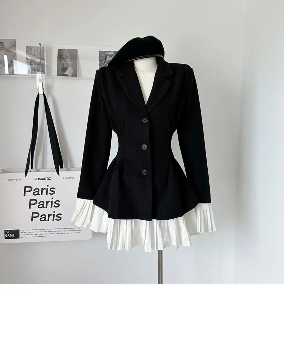 Black mini suit jacket for women in spring and autumn, new Korean style loose casual flip sleeve fashionable suit top for women