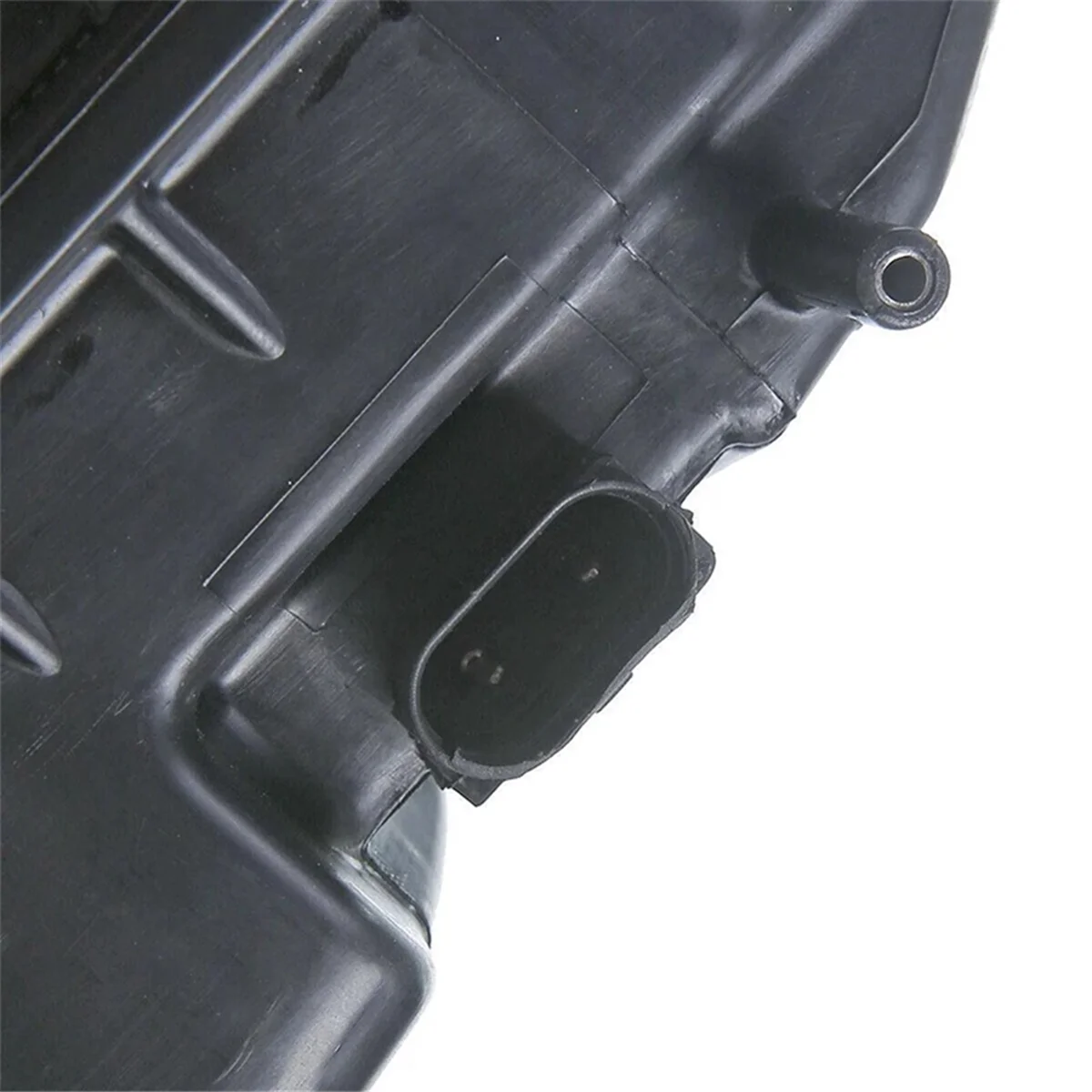 

7L0121407E Coolant Expansion Tank for Audi Q7 V W Touareg Radiators Water Tank Without Cap 7L0121407F