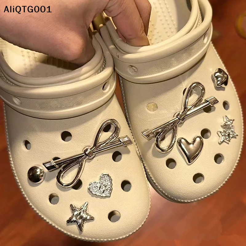 

Набор из 8 серебряных гальванизированных пряжек для обуви с бантиками, точками и сердечками для самостоятельного изготовления съемных аксессуаров для сабо и сандалий