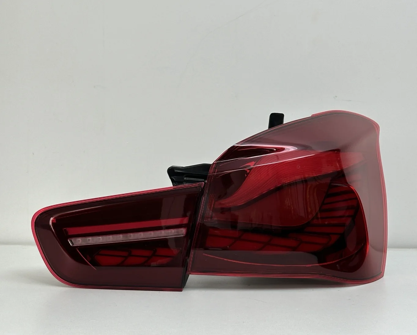 

Светодиодный динамический задний фонарь GTS для 1 серии F20 2015-2018, динамический задний фонарь с указателем поворота, автомобильные аксессуары в новом состоянии