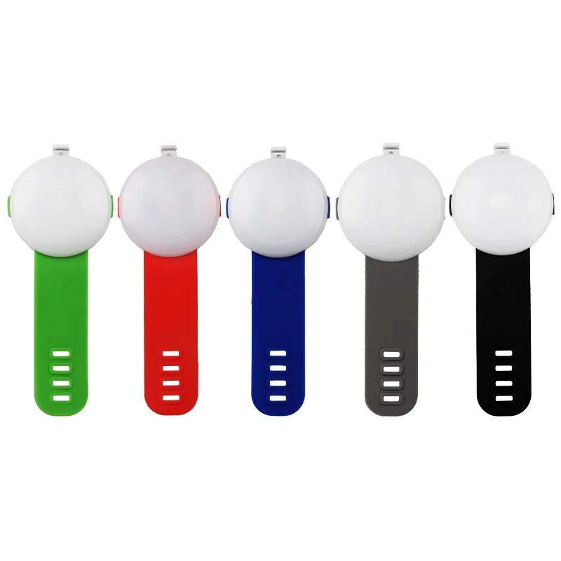 

LED Luminous Pet Pendant Necklace Cat and Dog Outdoor Glitter Silicone Strap Collar