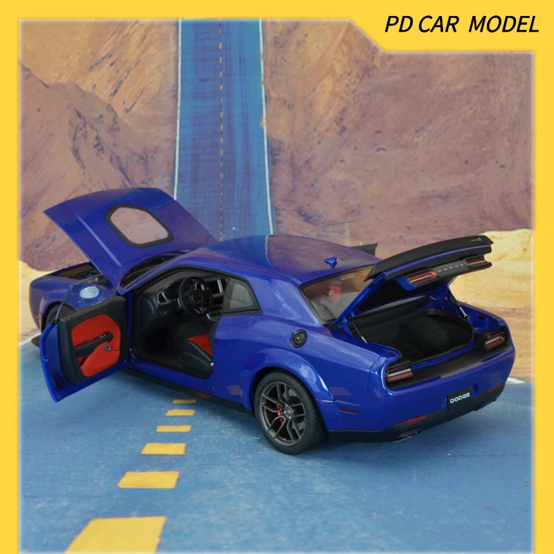 AUTOART Collectible 1:18 FOR  DODGE CHALLENGER  R/T SCAT PACK WIDEBODY 2022 BLUE Gift for friends and family