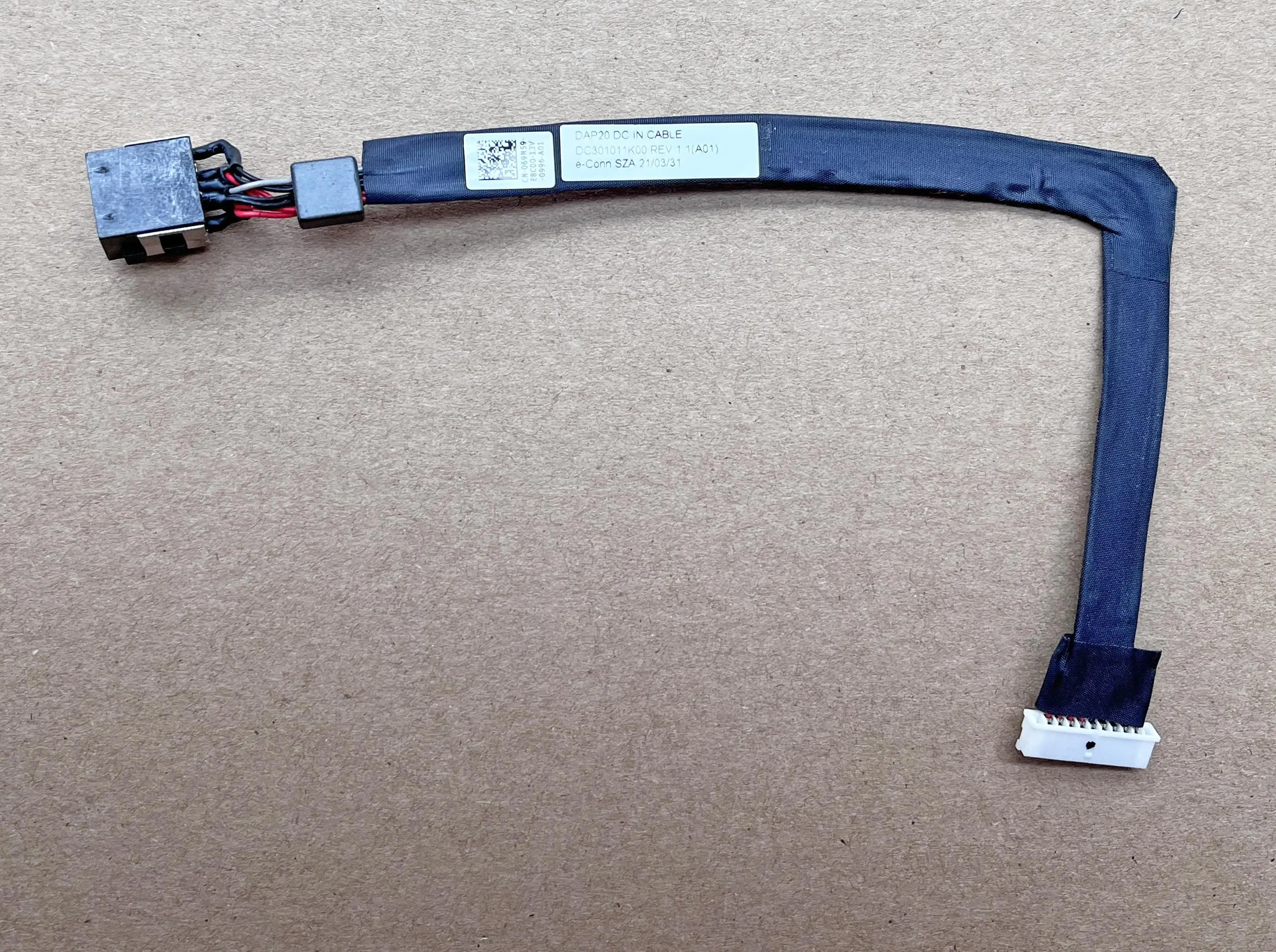 Dell Precision 7730 7740 DC의 경 - Laptop Accessories Dell 리뷰 및 가격