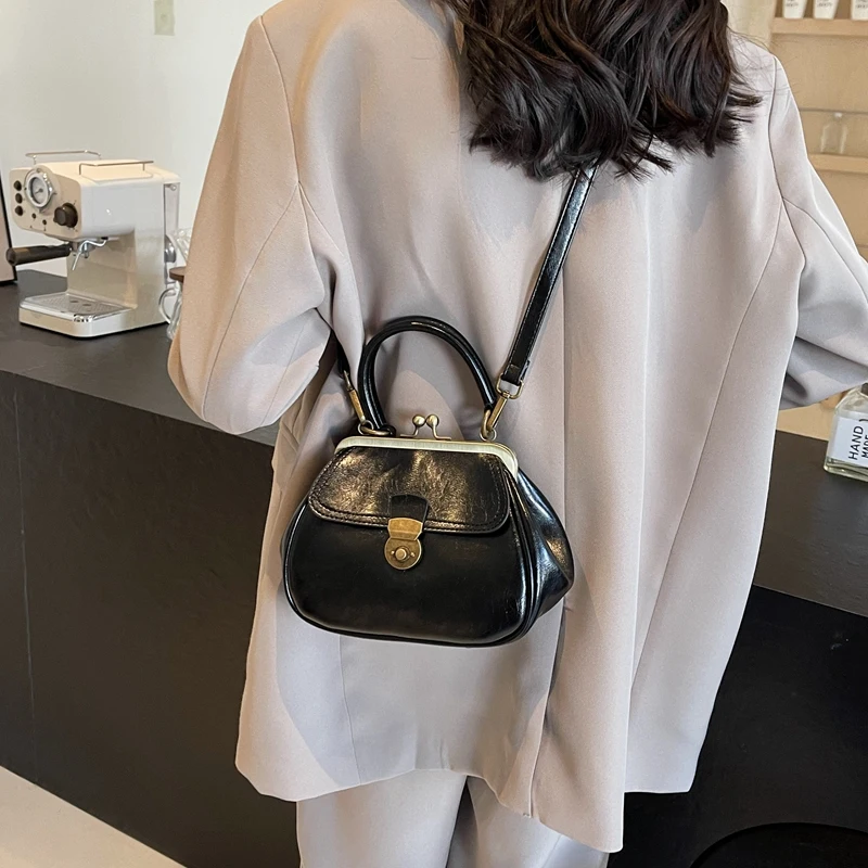 LEFTSIDE Chinese Style Retro PU Leather Small Shoulder Bags for Women 2024 Females Crossbody Pinch Bag Handbags and Purses