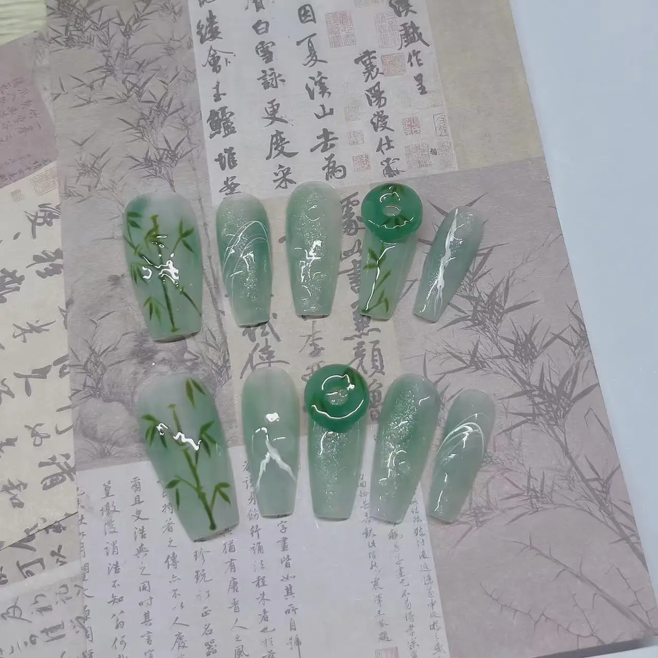 10 Stuks Handgemaakte Nep Nagels Groene Bamboe Pers Op Nagels Chinese Oude Stijl Jade Valse Nagels Patch Voor Vrouwen Meisje Draagbaar