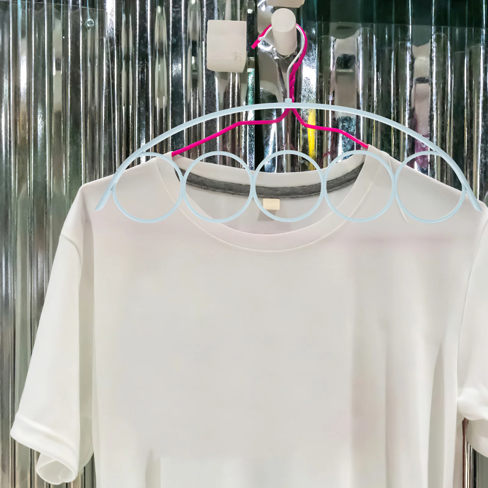 

4Pcs Plastic Metal Scarf Hangers Closet Organizer 5-Ring Anti-Slip Belt Sweater Pants Handbag Storage Rack Coat Hanger